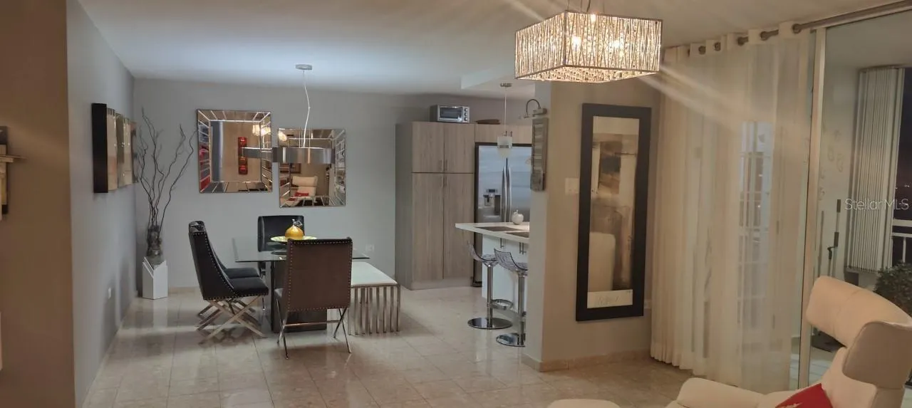 385 FELISA RINCON DE GAUTIER #1401, #1401