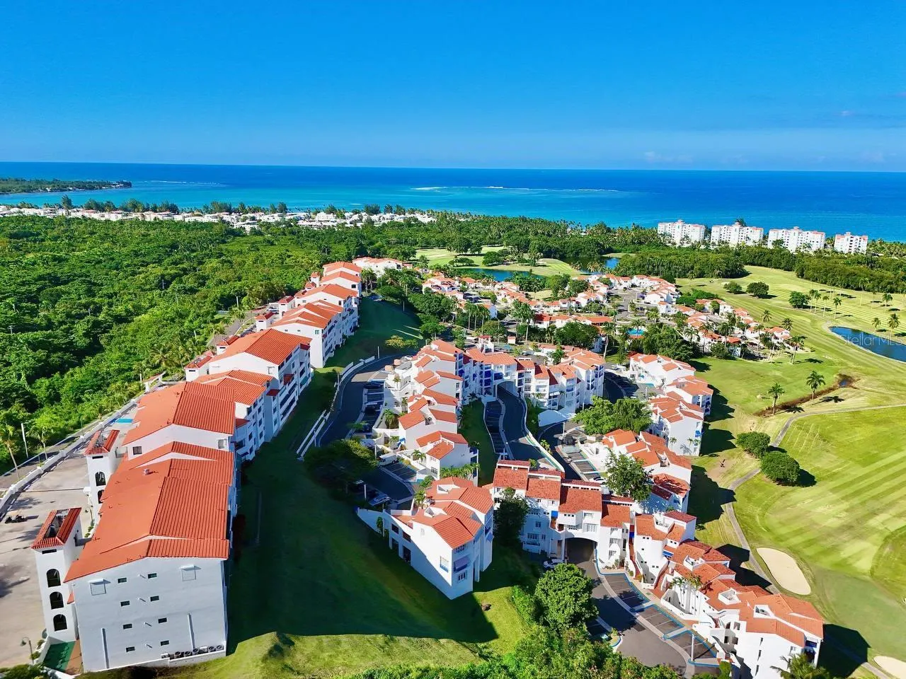 9-B VILLA LAS BRISAS RIO MAR
