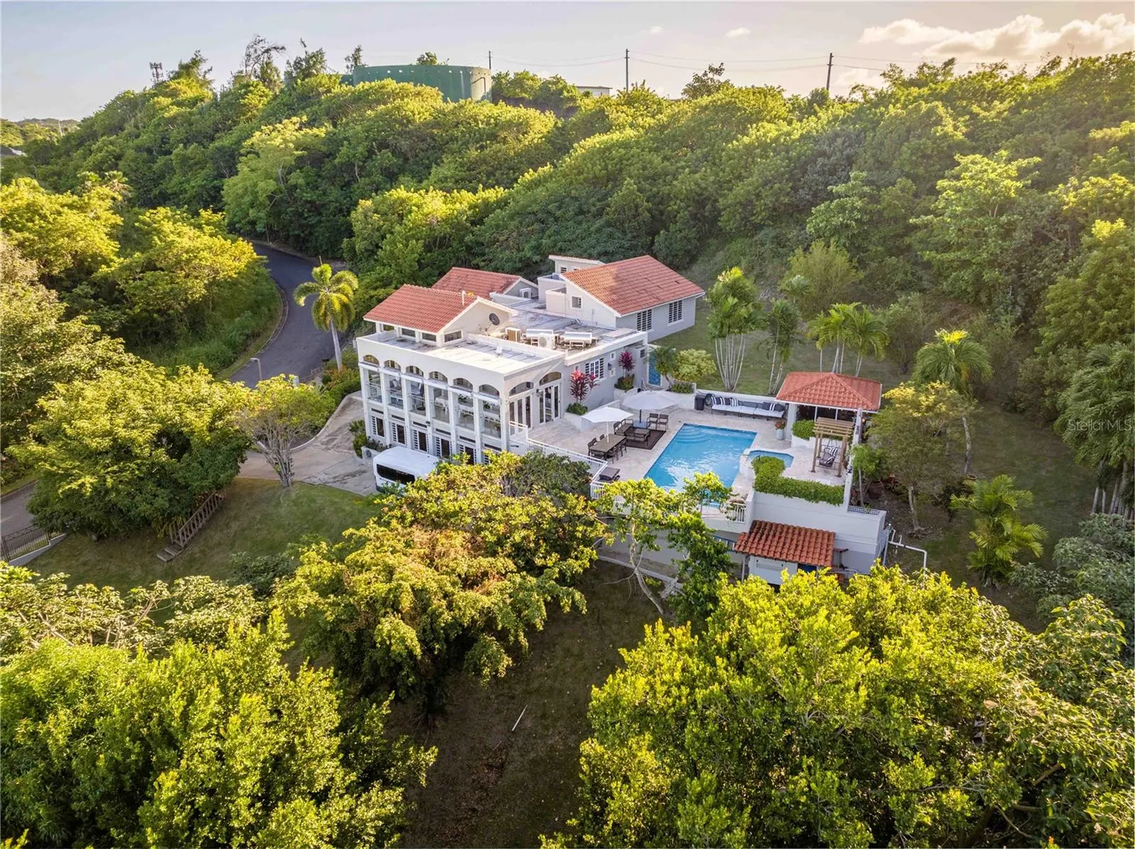 23 HARBOUR LIGHTS DR