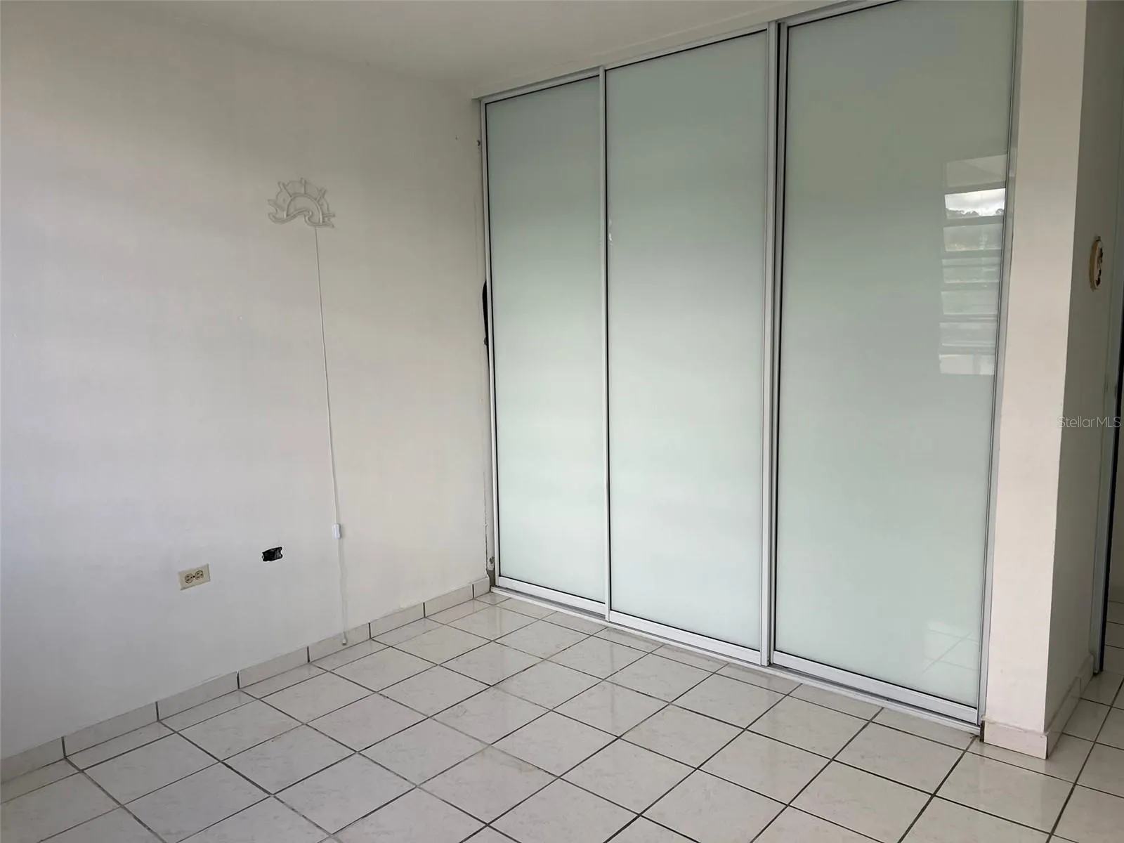 FLORIDA GARDENS APT A201 BO LLANADAS #APT 201, #APT 201