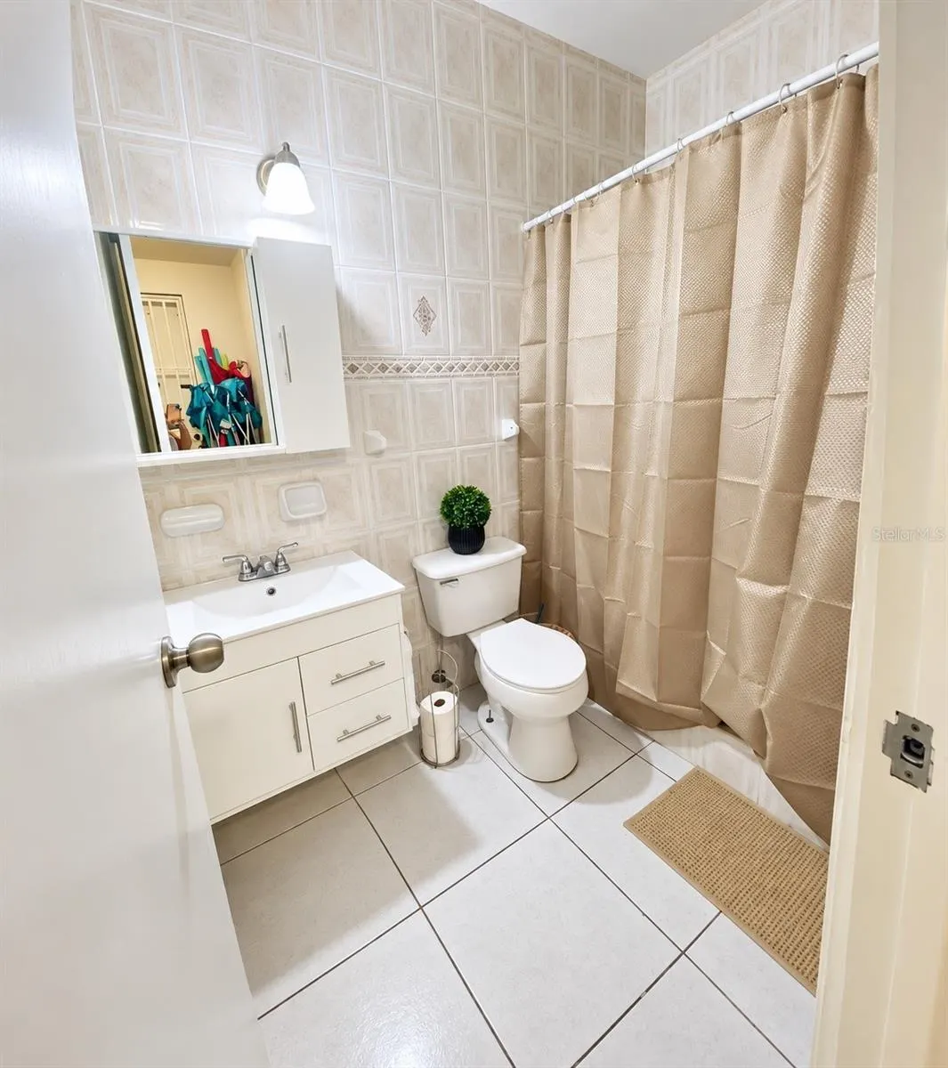 COSTA LINDA APARTMENTS #303 #303