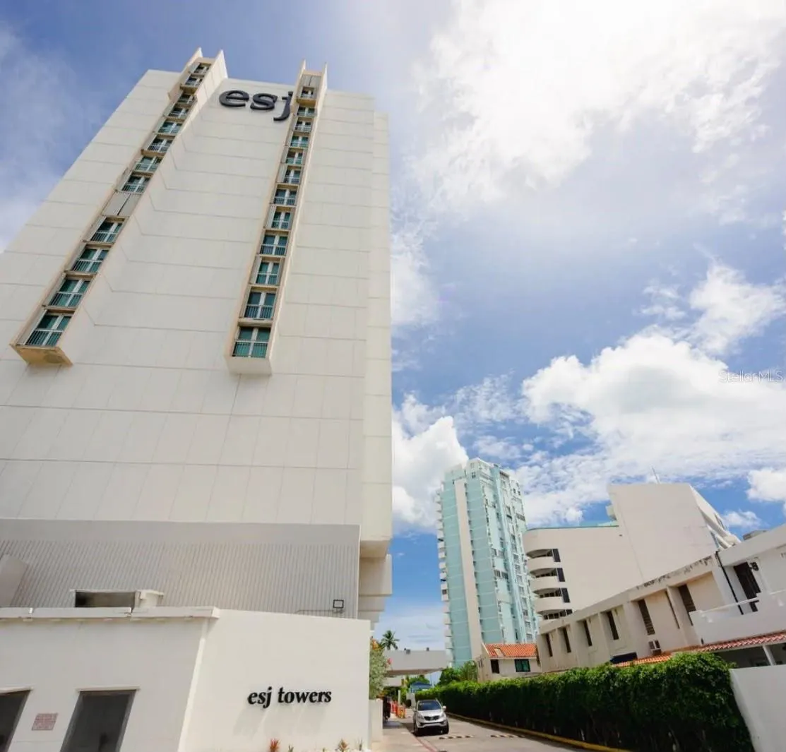 ESJ Tower 176