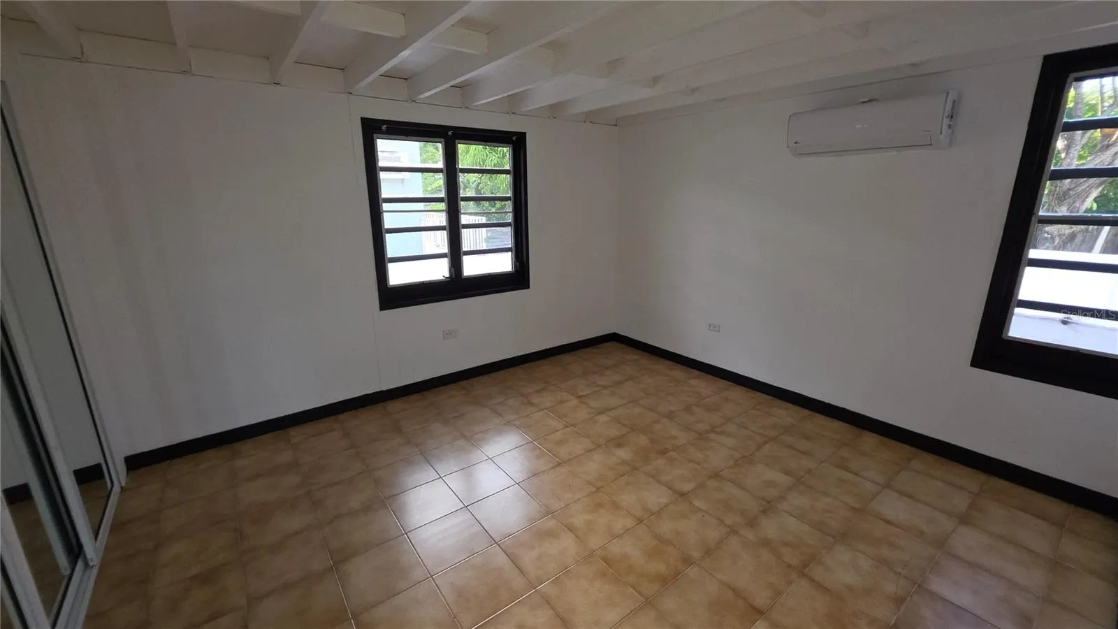 EXT LA MILAGROSA F4, CALLE 13 #APT (ALTOS) #APT (ALTOS)