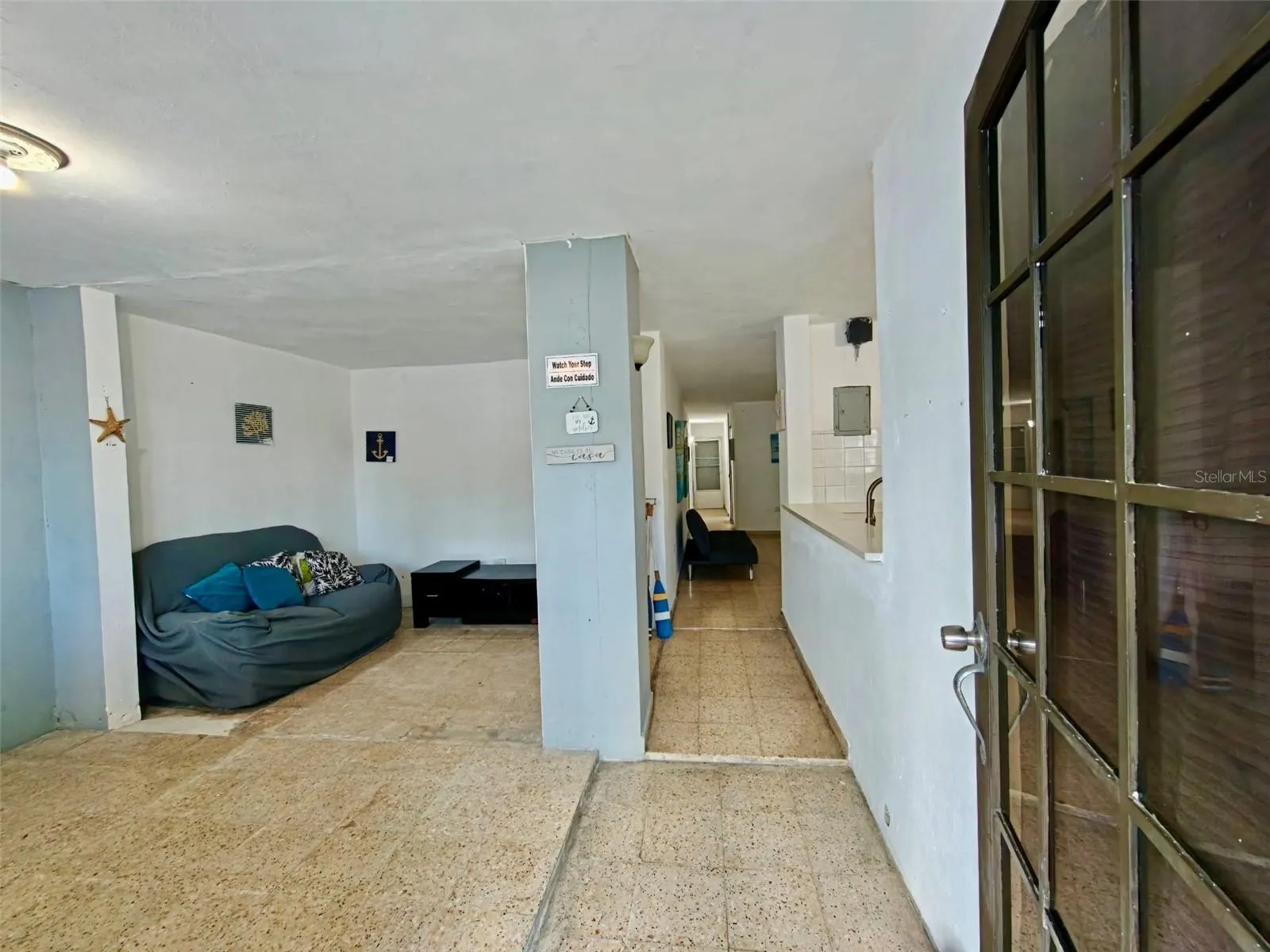 Urb. Brisas del Mar 12 B