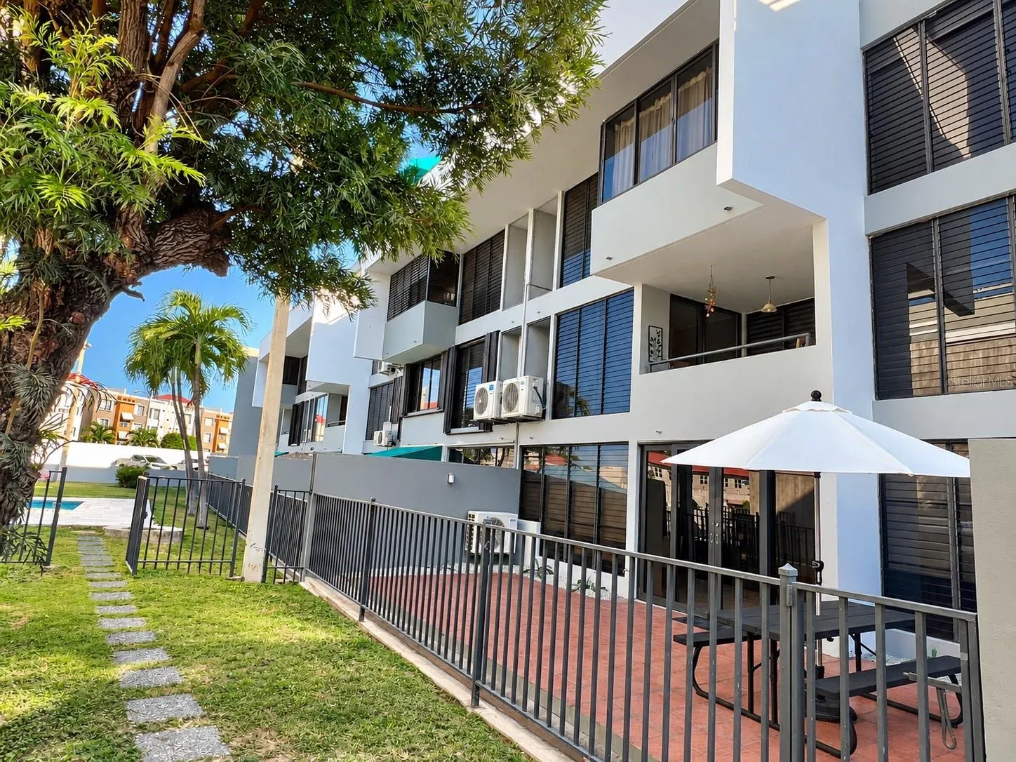 2652 MIGUEL A. POU BLVD #1601 #1601