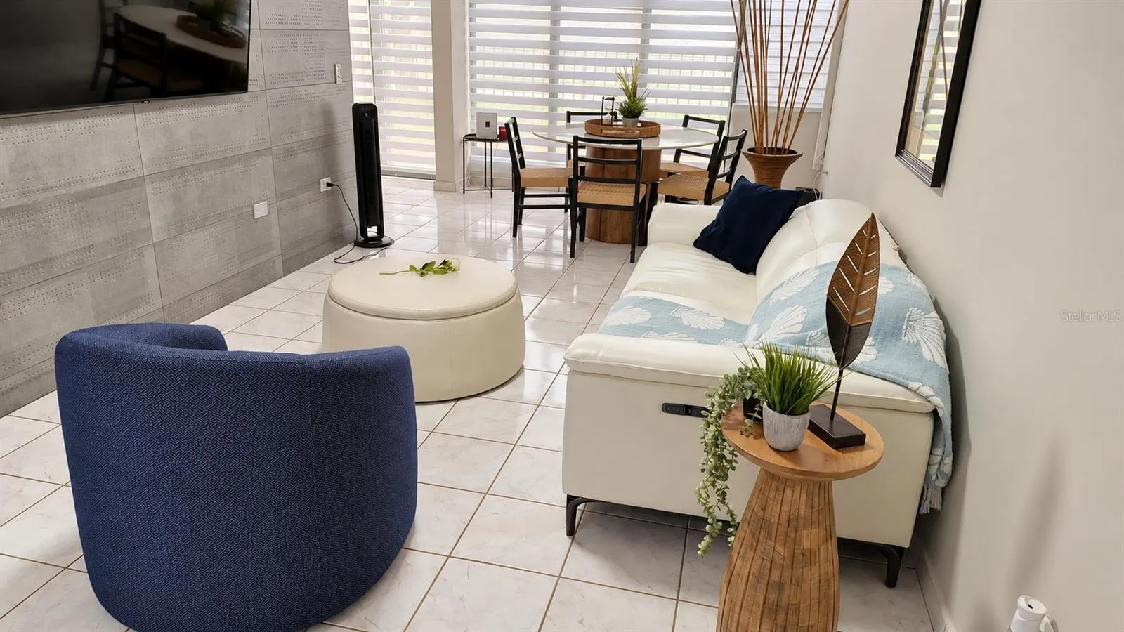 2652 MIGUEL A. POU BLVD #1601 #1601