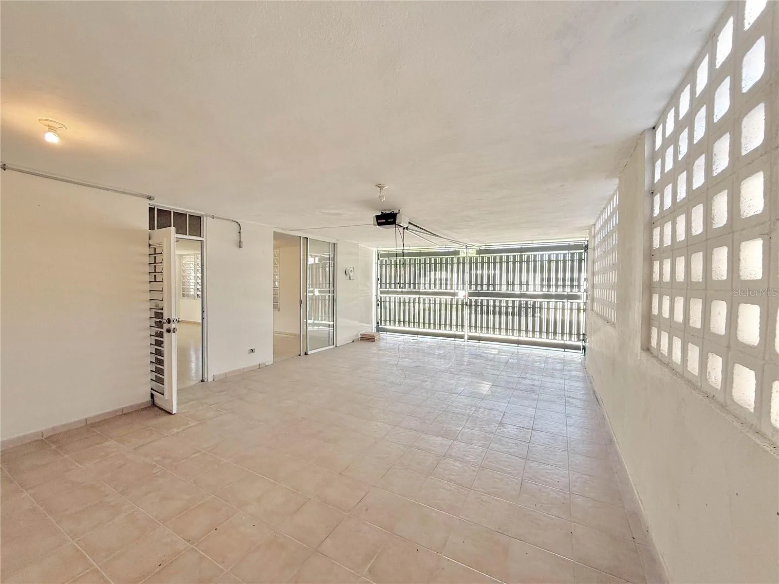 613 URB. VILLA CAROLINA #241-4 #241-4