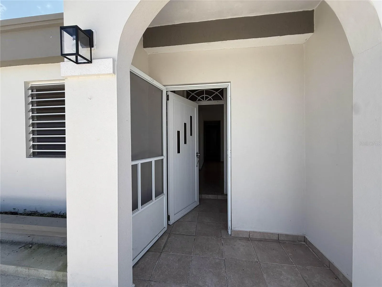 613 URB. VILLA CAROLINA #241-4 #241-4