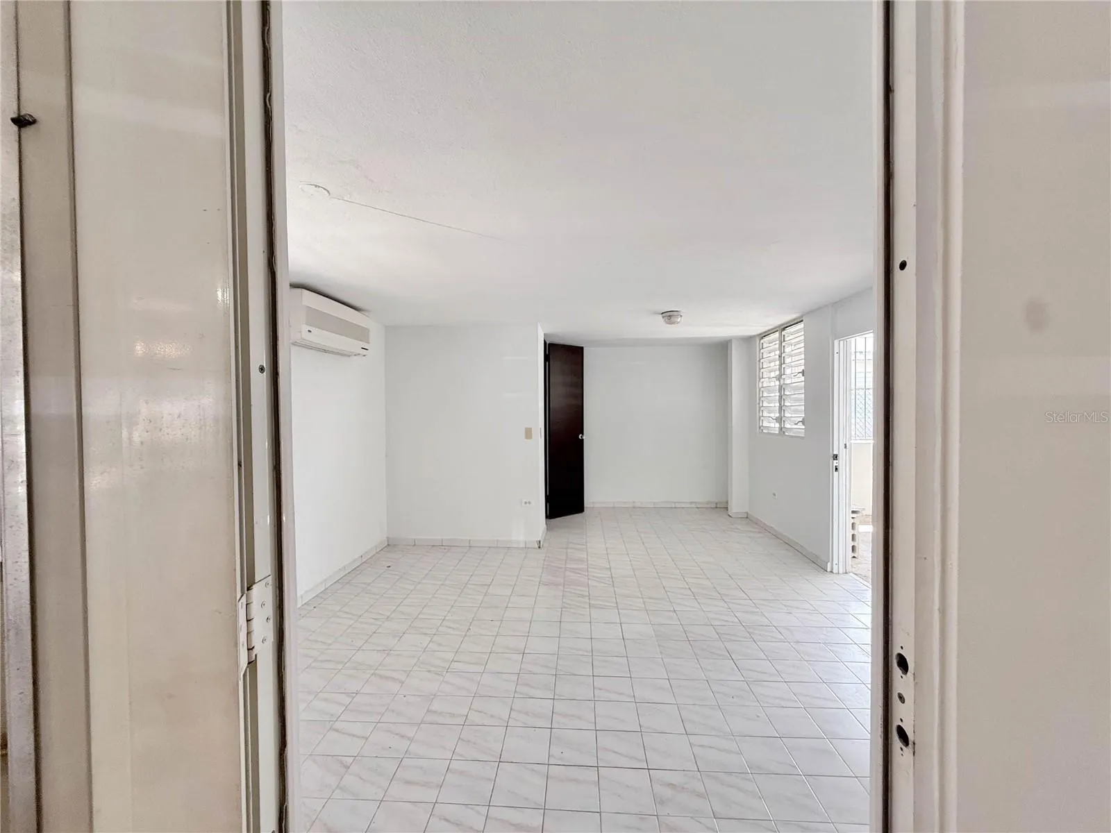 613 URB. VILLA CAROLINA #241-4 #241-4