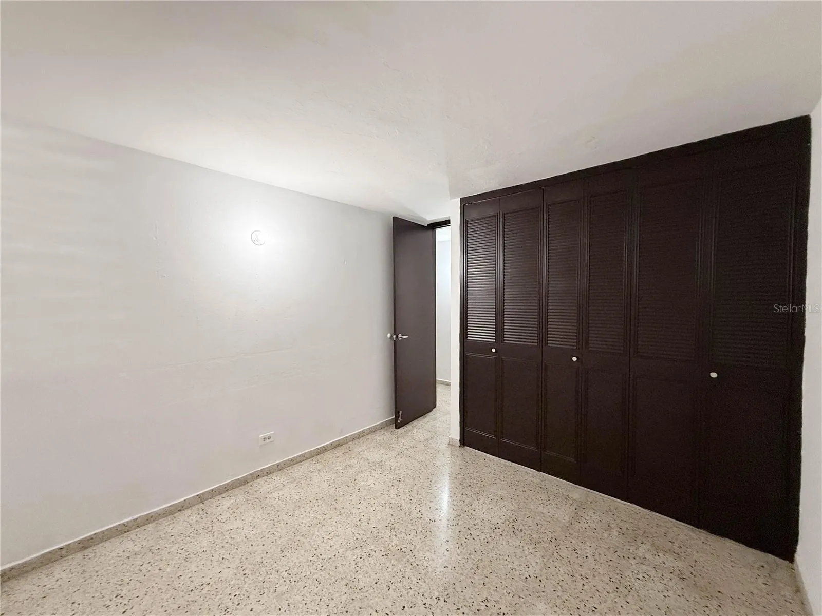 613 URB. VILLA CAROLINA #241-4 #241-4