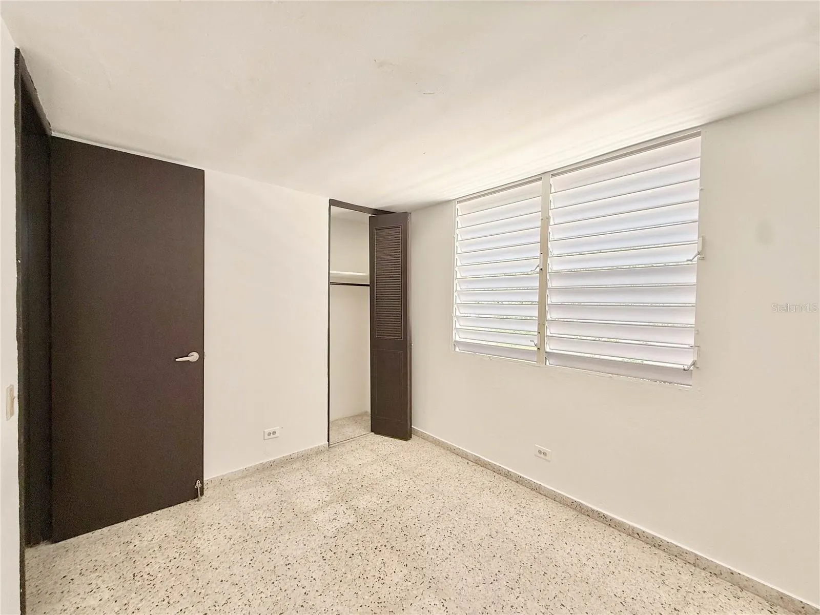 613 URB. VILLA CAROLINA #241-4 #241-4
