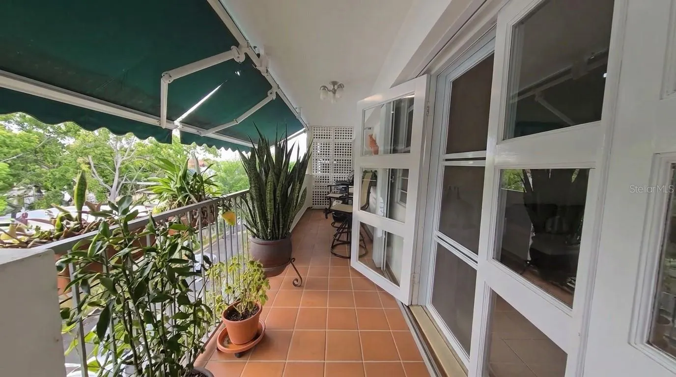 187 COND. PLAZA REAL CAPARRA #410 #410