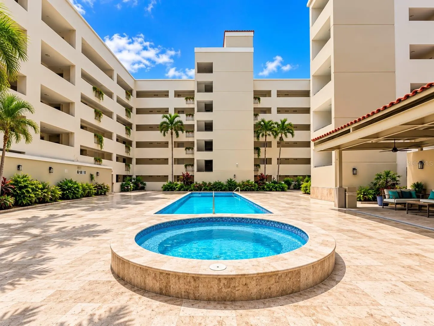187 COND. PLAZA REAL CAPARRA #410 #410