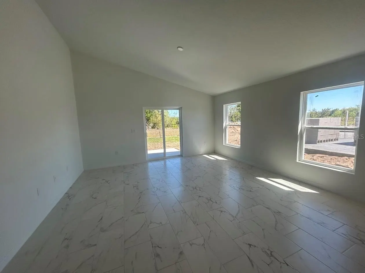 237 HARPER ESTATES