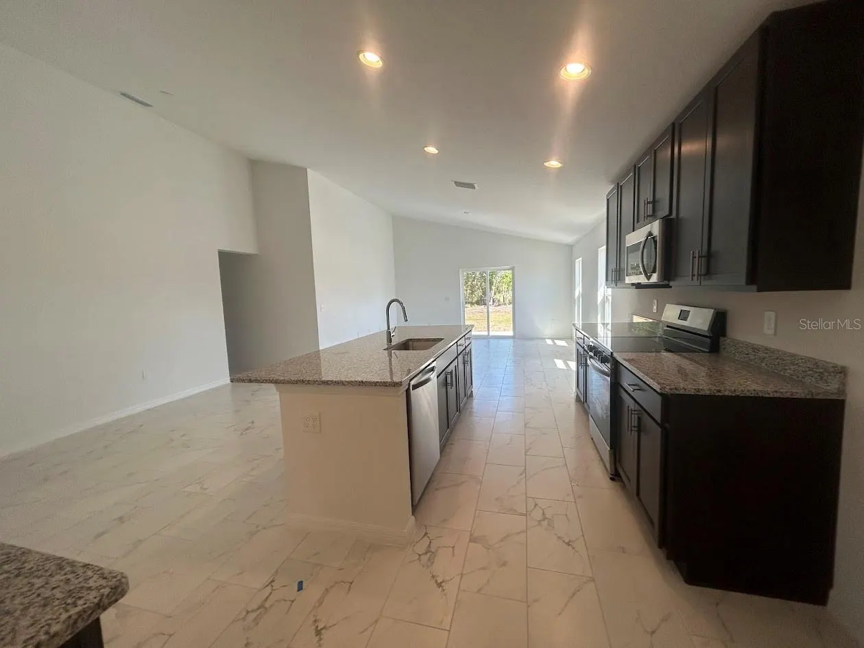 237 HARPER ESTATES