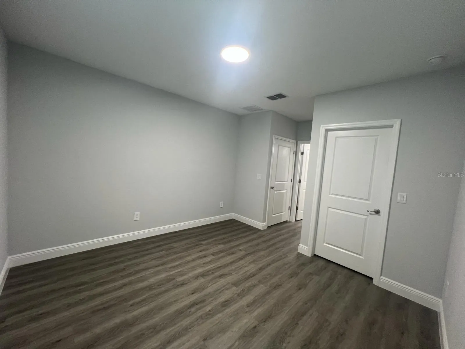 519 BLACKBIRD LN