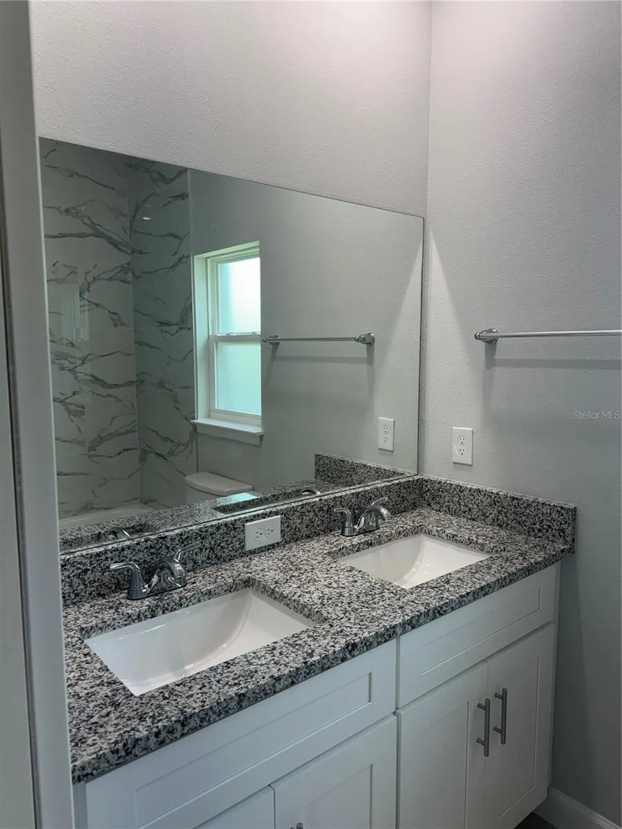 102 BRIXHAM CT #A, #A