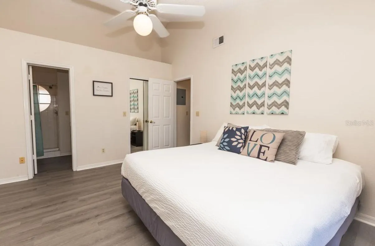 2492 SWEETWATER CLUB CIR #68, #68