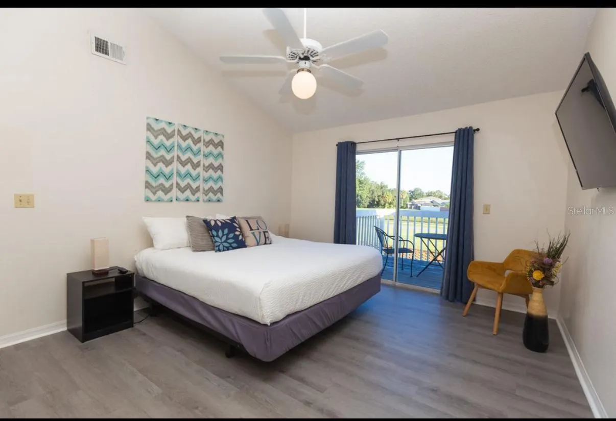 2492 SWEETWATER CLUB CIR #68, #68