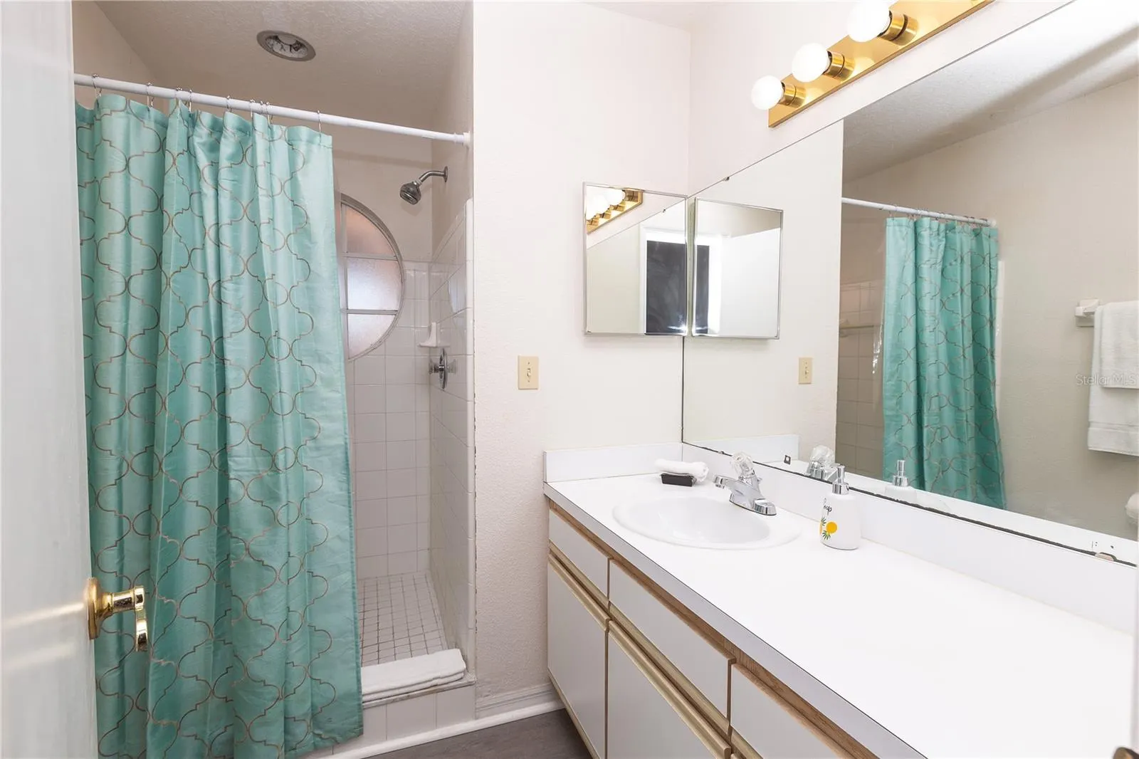 2492 SWEETWATER CLUB CIR #68, #68