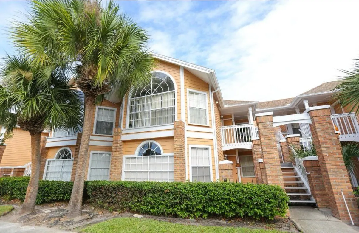 2492 SWEETWATER CLUB CIR #68, #68