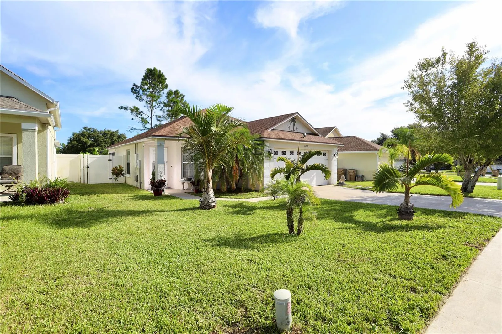 16220 COOPERS HAWK AVE