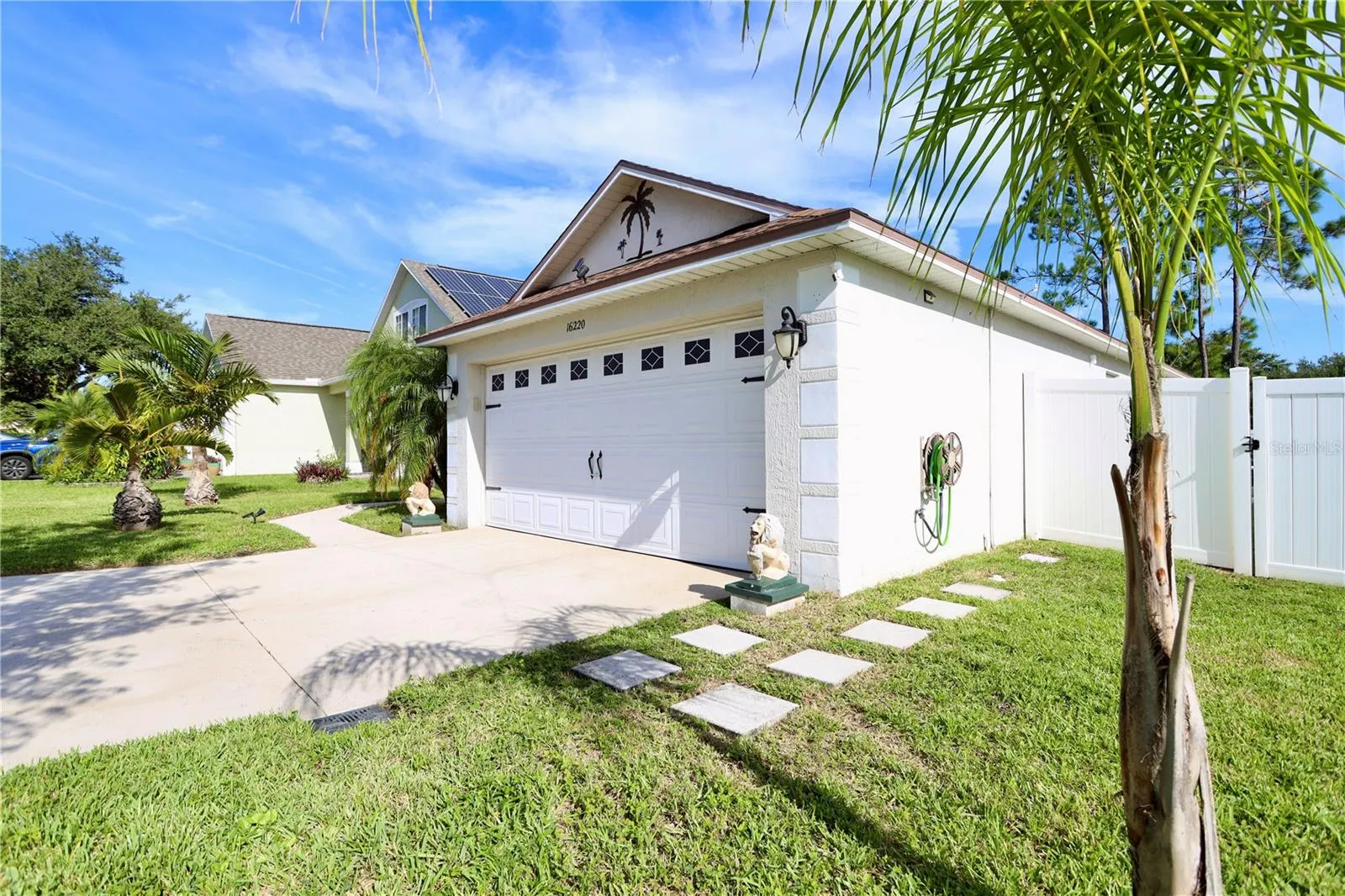 16220 COOPERS HAWK AVE
