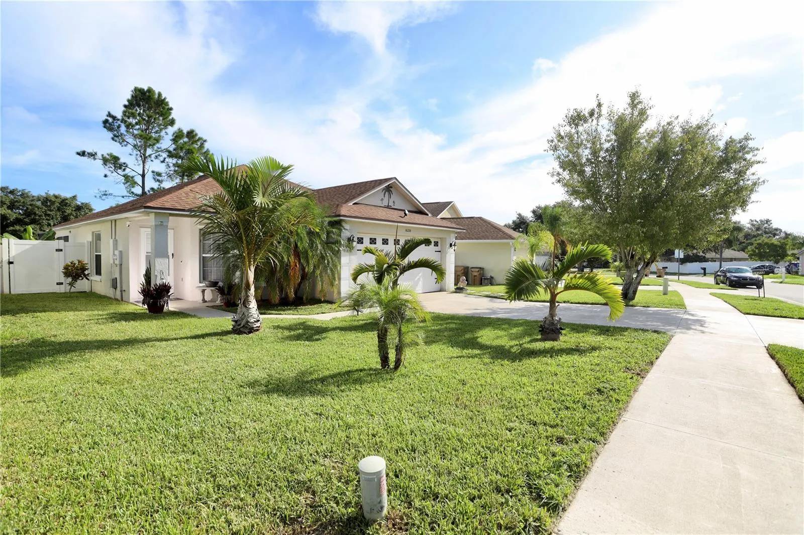 16220 COOPERS HAWK AVE