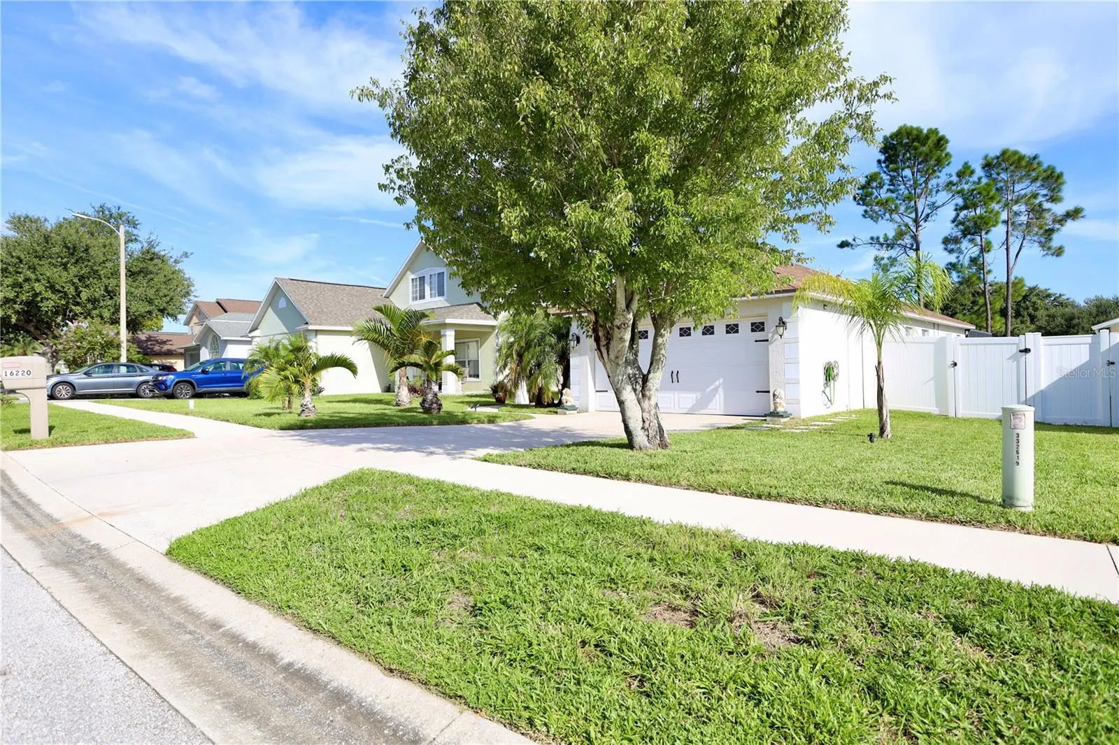 16220 COOPERS HAWK AVE