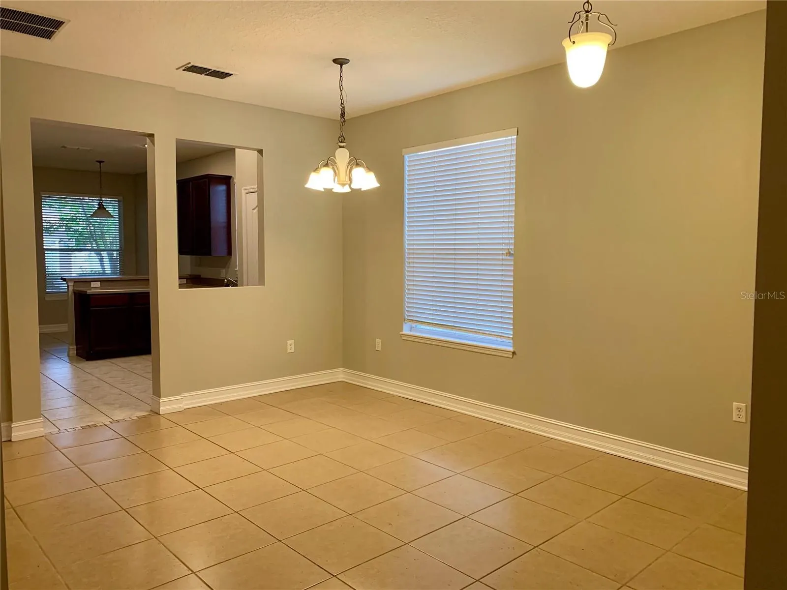 6935 BEARGRASS RD