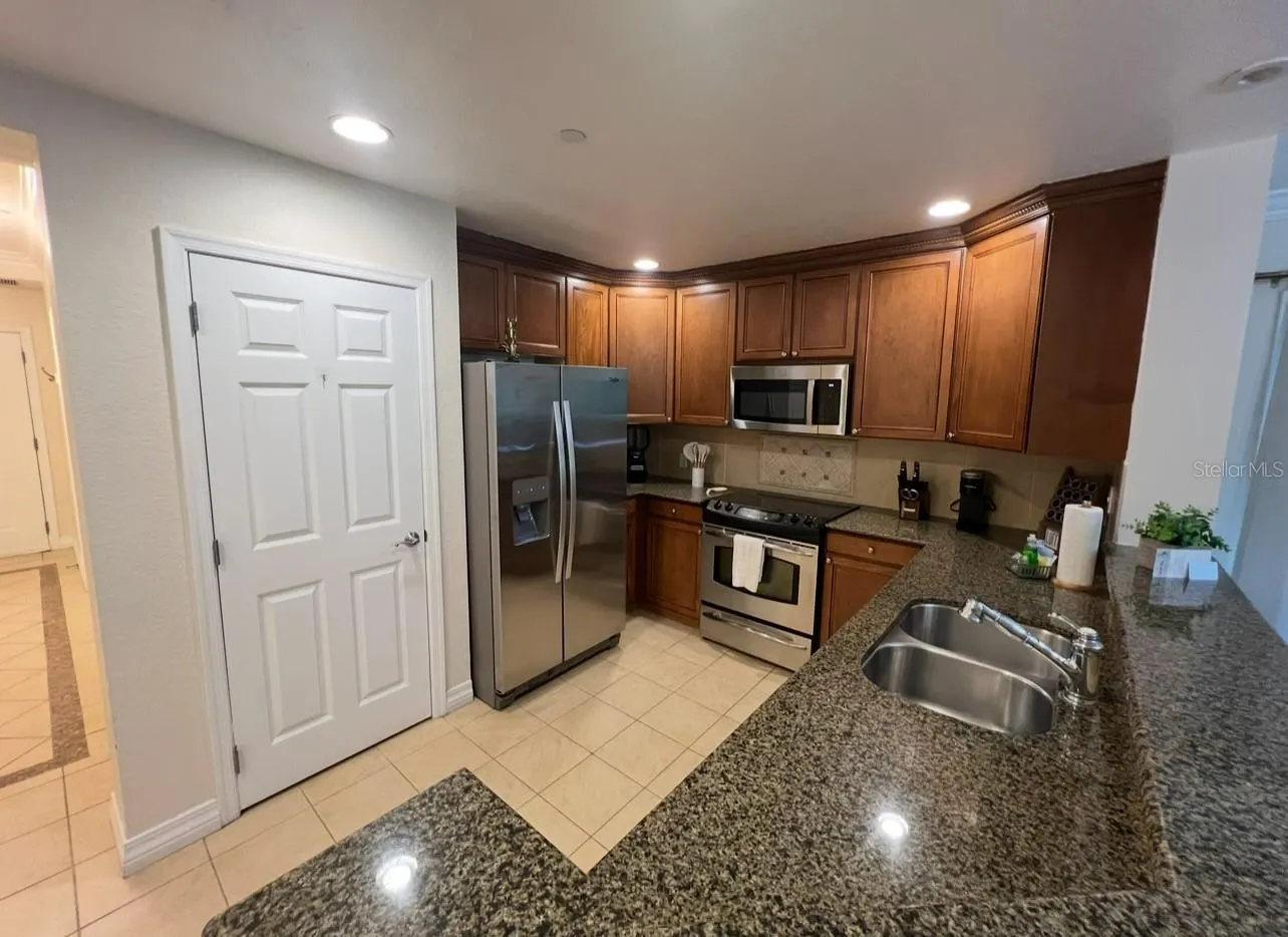 7612 CABANA CT #101, #101