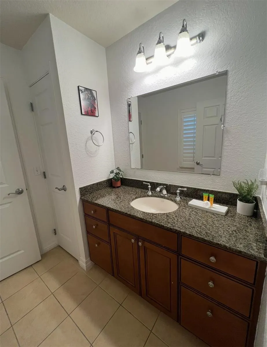 7612 CABANA CT #101, #101