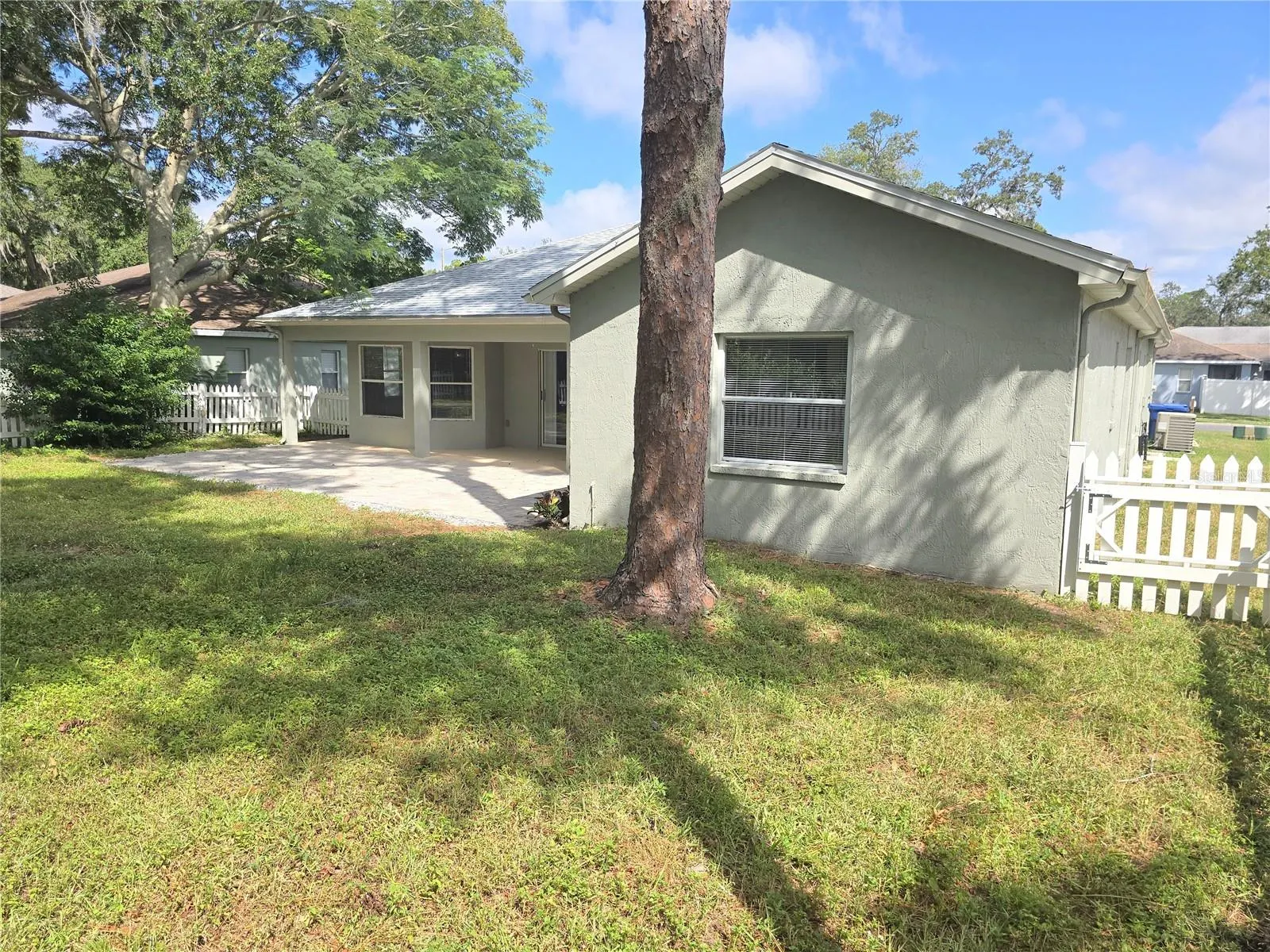 3123 SHADOW OAKS DR