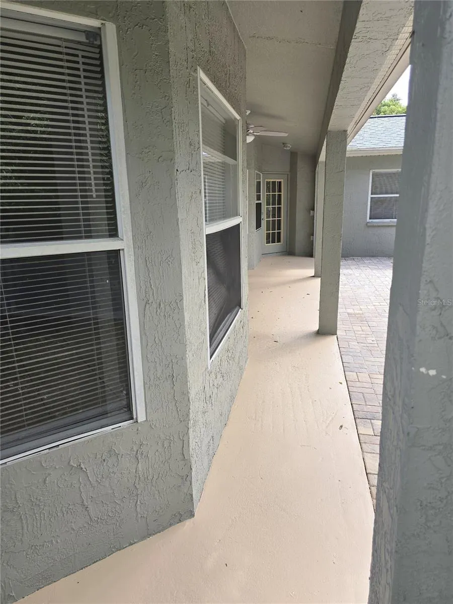 3123 SHADOW OAKS DR