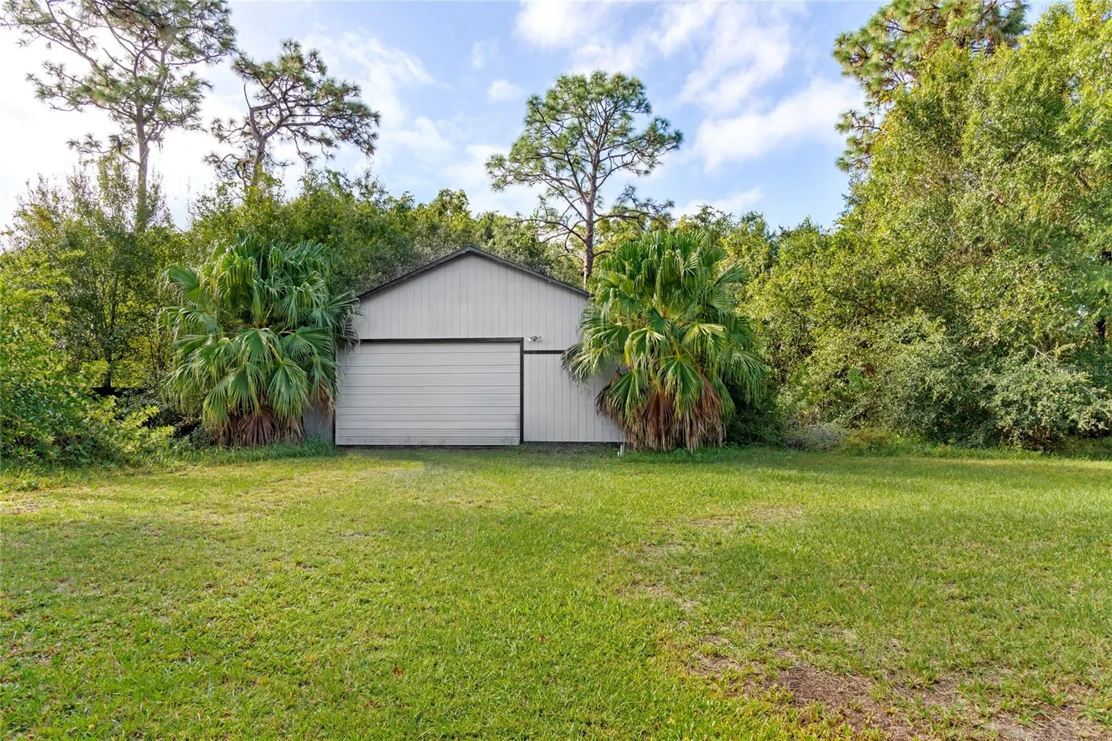 4510 PINE TREE DR
