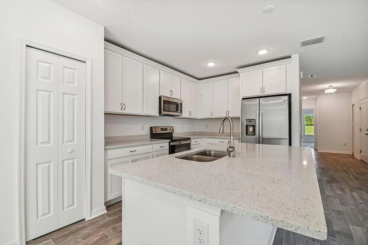 16896 CELEBRATION DR