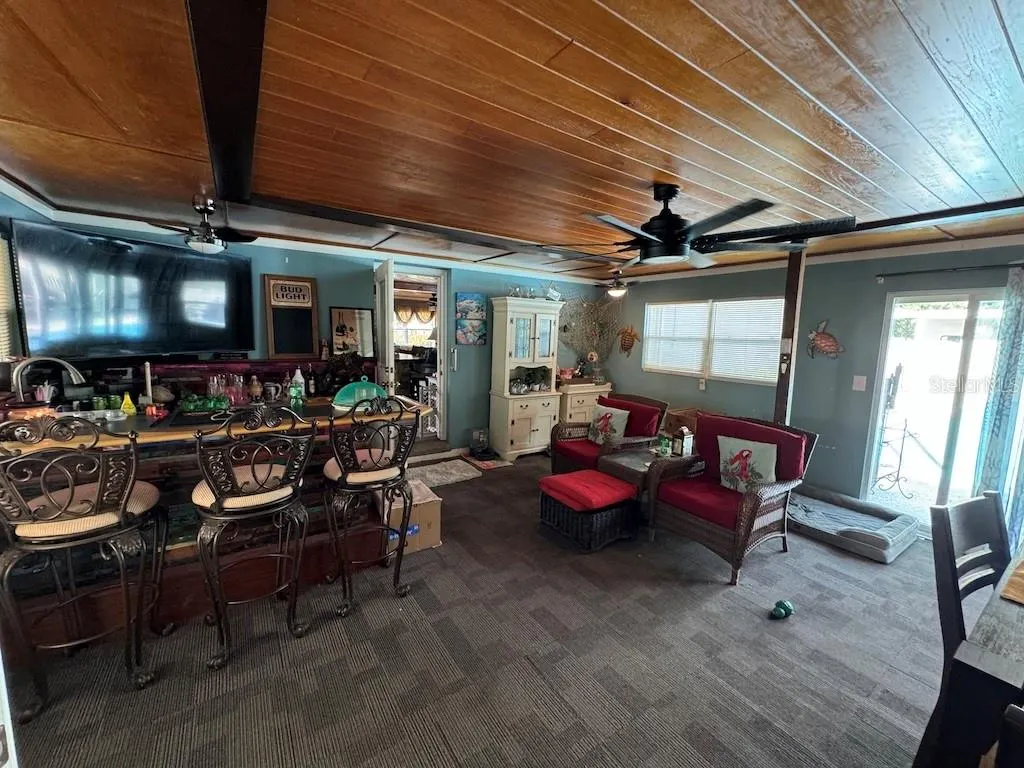 3830 CLUBHOUSE RD