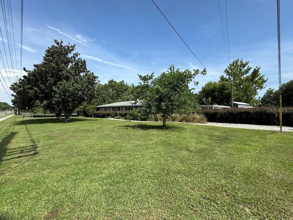 3830 CLUBHOUSE RD