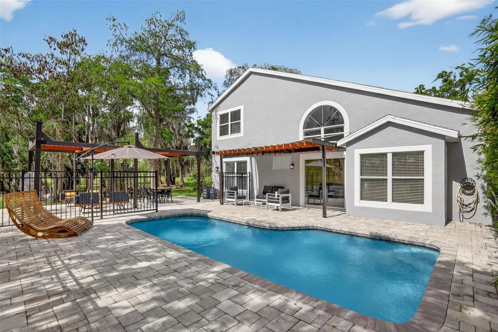 2809 RUNYON CIR