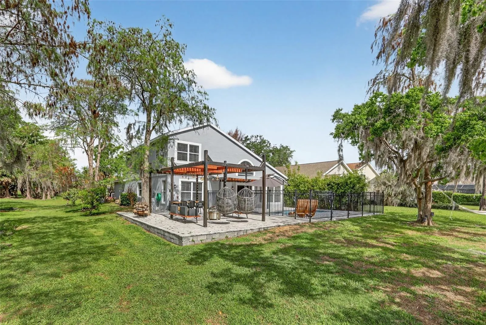 2809 RUNYON CIR