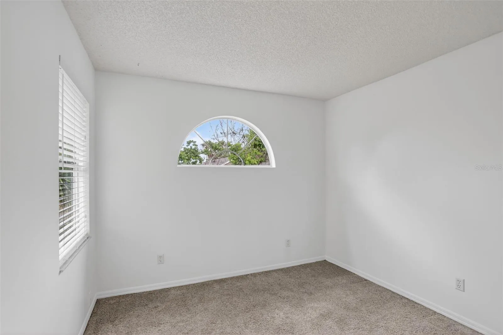 2809 RUNYON CIR