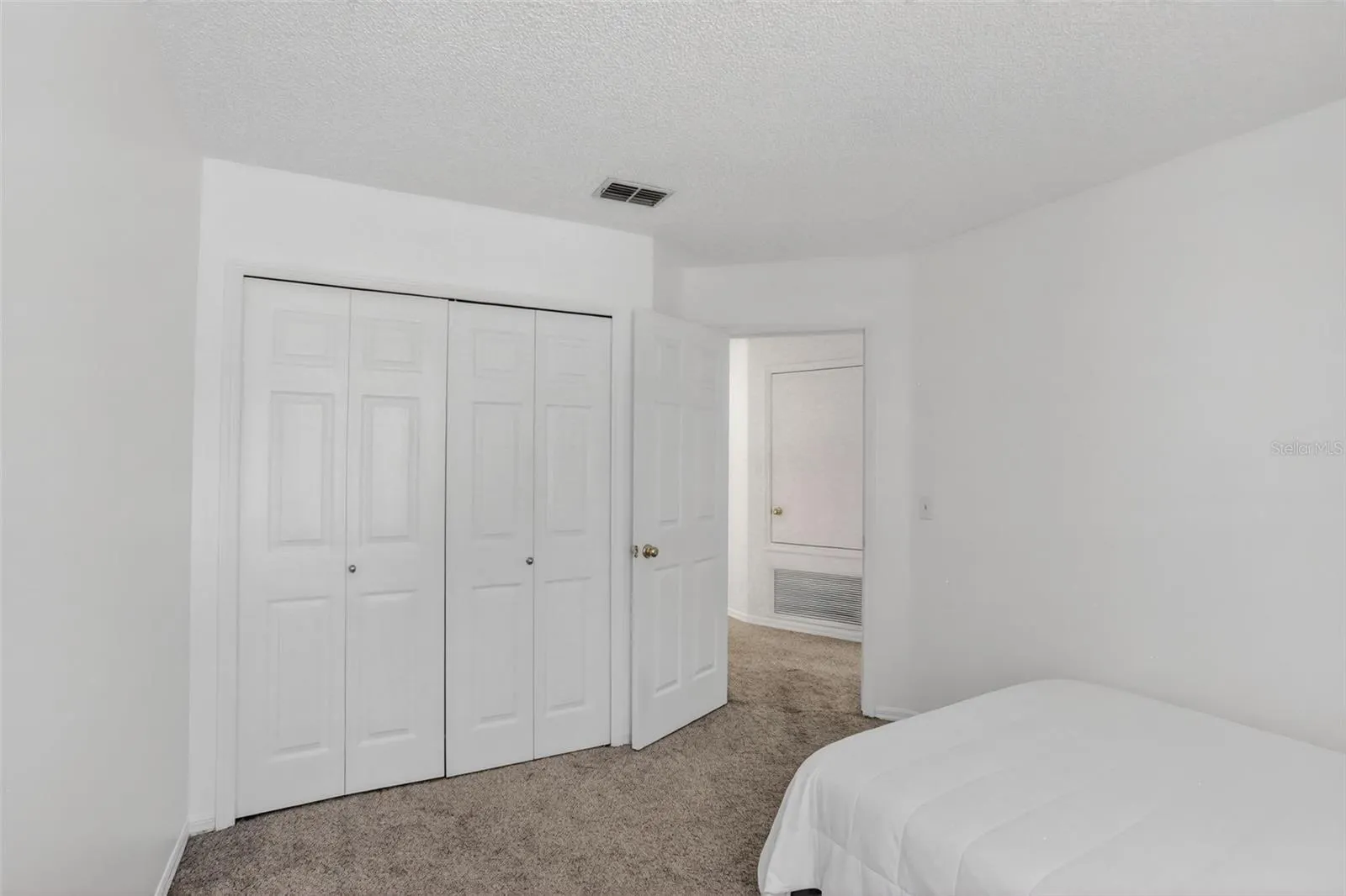 2809 RUNYON CIR