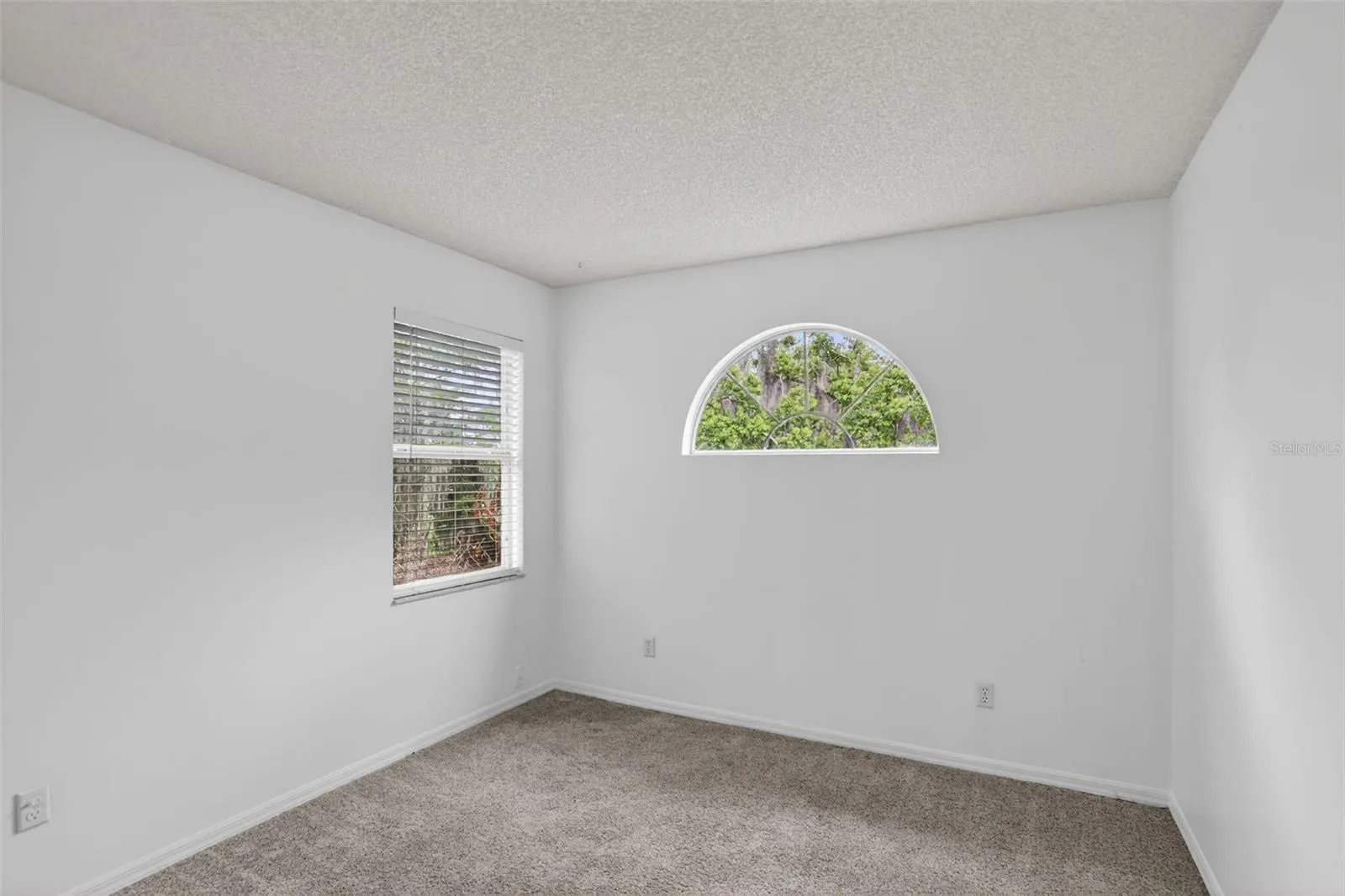 2809 RUNYON CIR