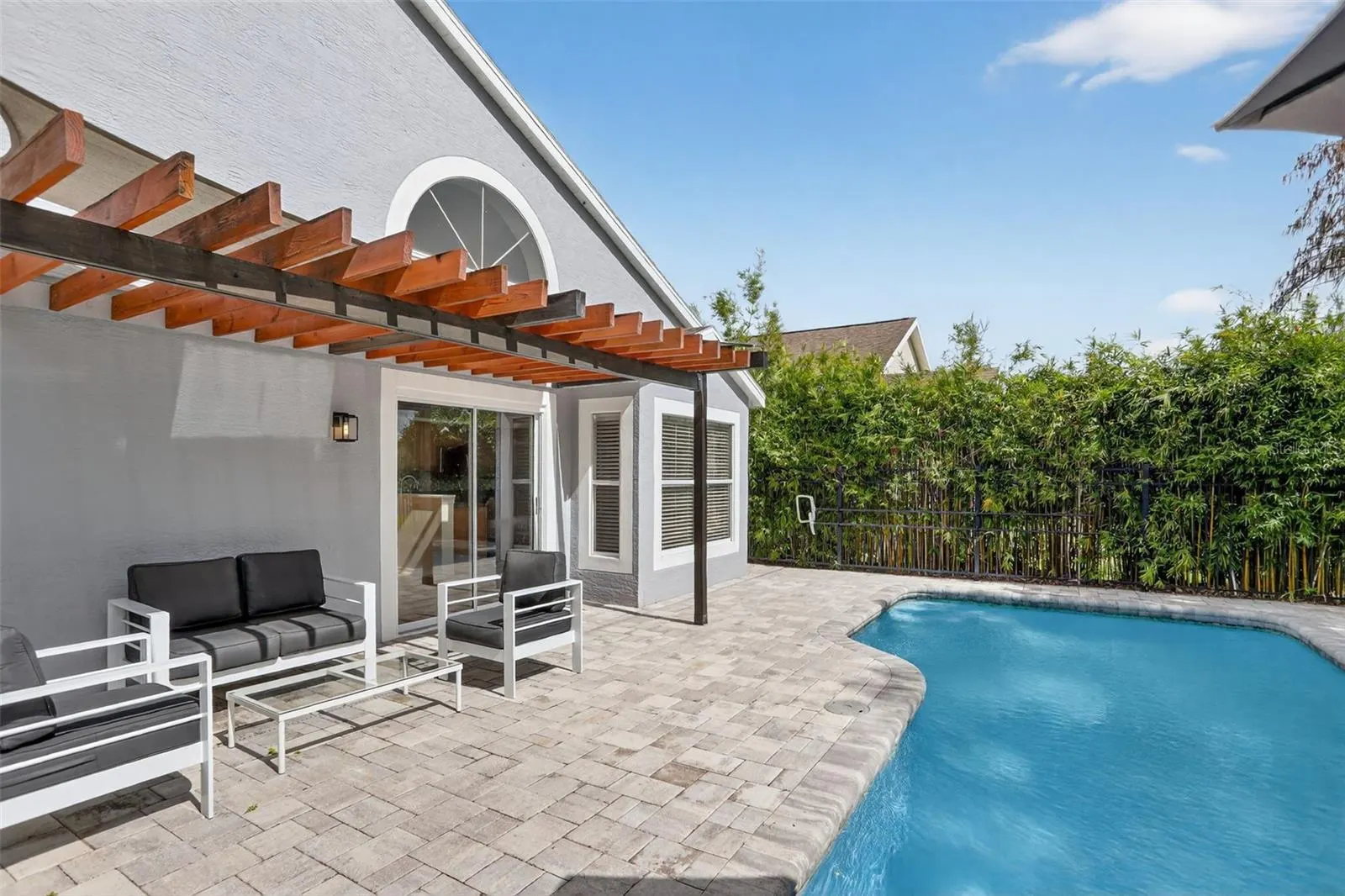 2809 RUNYON CIR