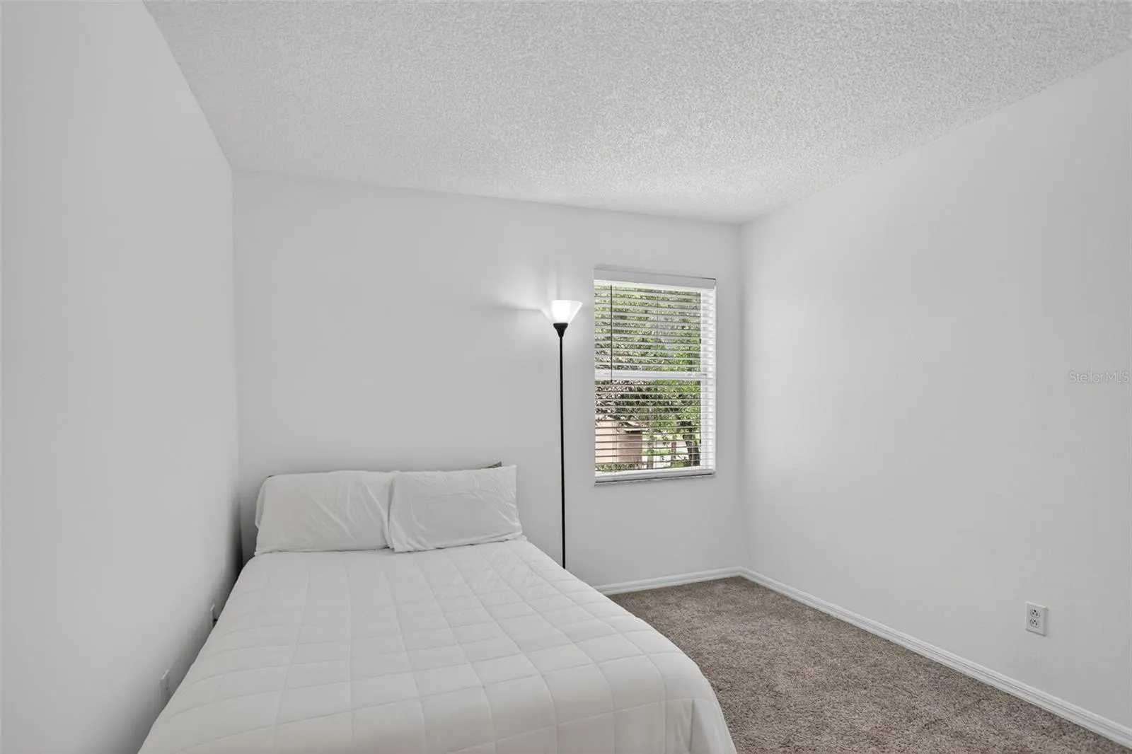 2809 RUNYON CIR