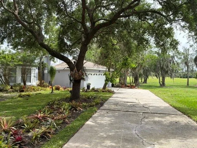 2809 RUNYON CIR