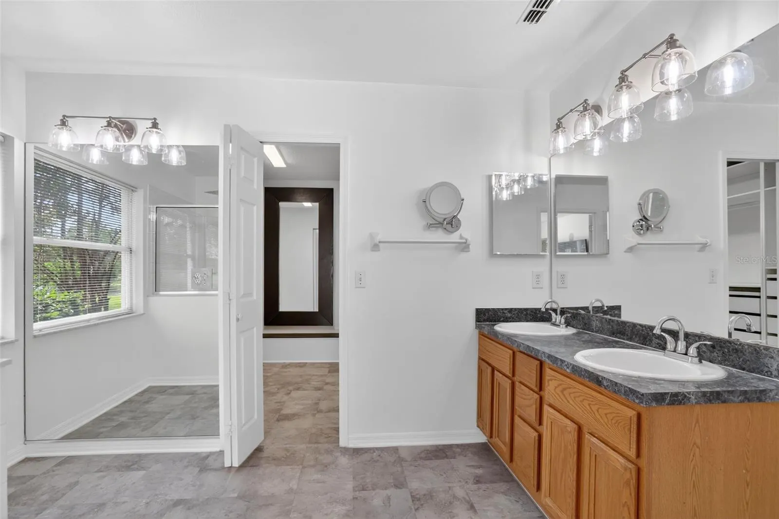 2809 RUNYON CIR