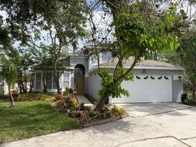 2809 RUNYON CIR