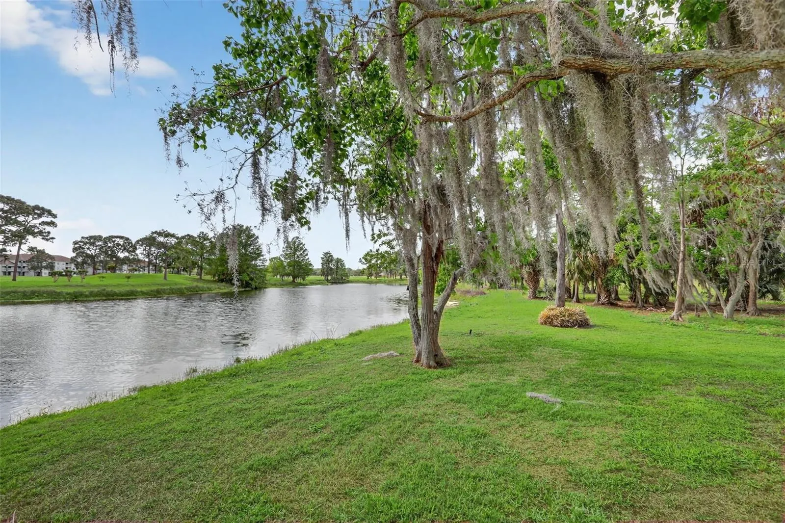 2809 RUNYON CIR