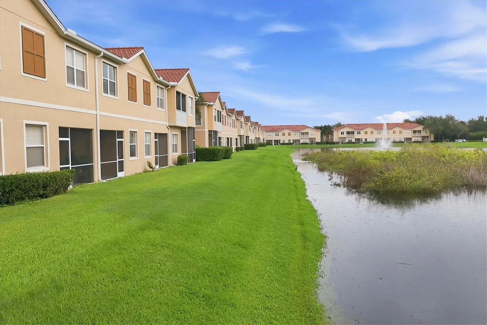 3750 PARKRIDGE CIR #24-103 #24-103